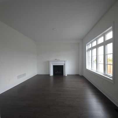 For Lease - 226 Archerhill Circle, Aurora, Ontario - Photo 1