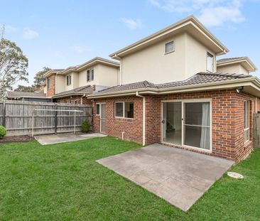 Family-sized Townhouse! - Photo 6