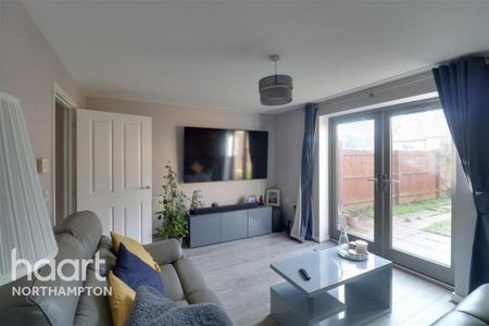 2 bedroom end of terrace house to rent - Photo 3