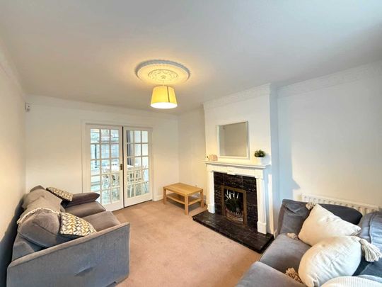 The Cloisters, Terenure, Dublin 6W - Photo 1