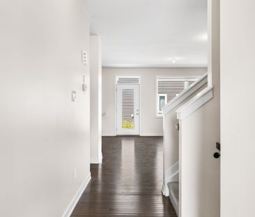 For Lease - 617 Chillerton Drive, Barrhaven, Ontario - Photo 3