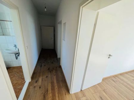 Balkon-Whg im schönen Altbau! - Foto 4