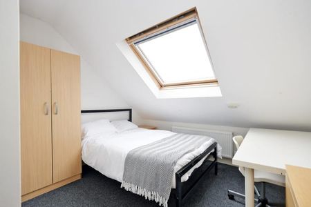 Student House 3 bedroom, Ecclesall Road, Sheffield - Photo 3