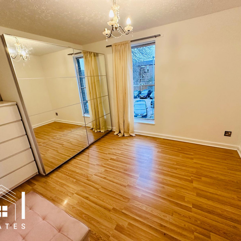 1 bedroom flat to rent - Photo 1
