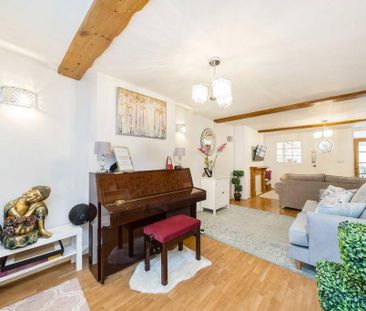 3 bedroom terraced house to rent - Photo 2