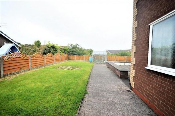 2 Bedroom Detached To Let - Photo 1