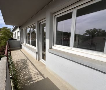 Location Appartement 4 pièces 96m² - Photo 5