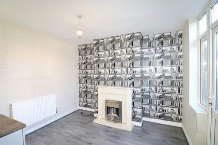 3 BED Terraced House To rent - Photo 2