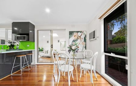 Charming 3-Bedroom Home for Rent – 47 Matthew Flinders Avenue, Endeavour Hills - Photo 5