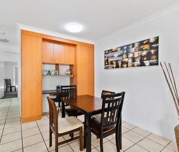 FULLY FURNISHED BEACHFRONT LIVING - Photo 3