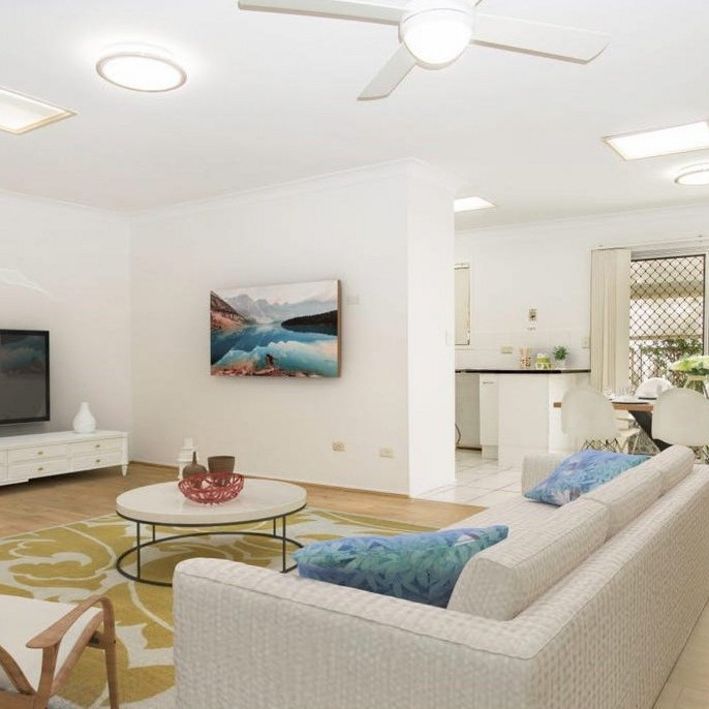Spacious Family Home in the Heart of Banyo! - Photo 1