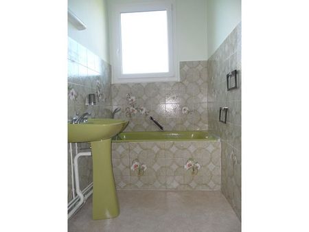 Location Appartement 3 pièces 59m² BOURGES 18000 - Photo 5