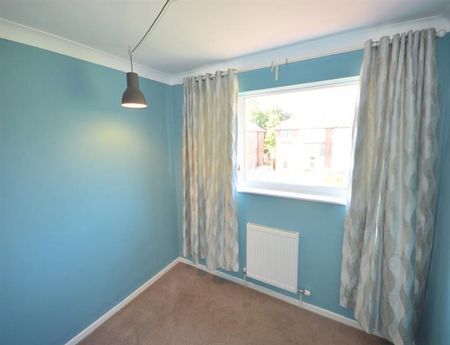 3 Bedroom Semi Detached To Let - Photo 4