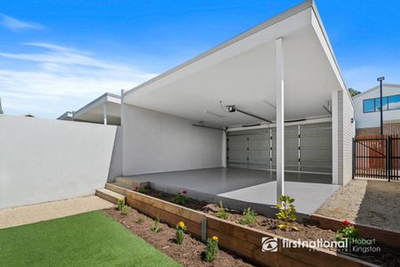 Modern Luxury and Inviting Comfort - Photo 2