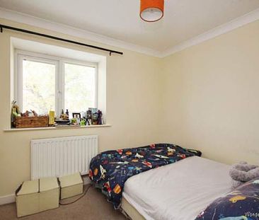 2 bedroom property to rent in Bracknell - Photo 2