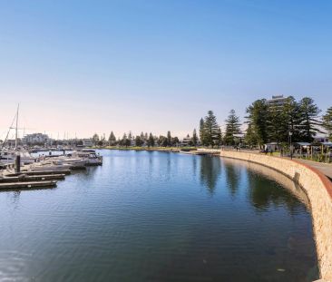 Renovated 2-Bedroom Unit Close to the Tram - Photo 1