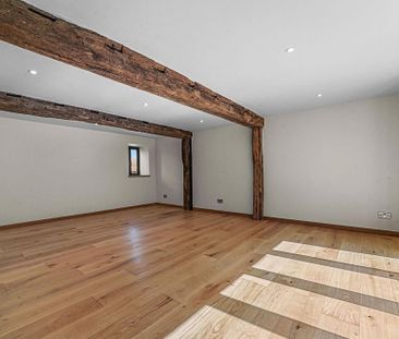 2 bedroom barn conversion to rent - Photo 3