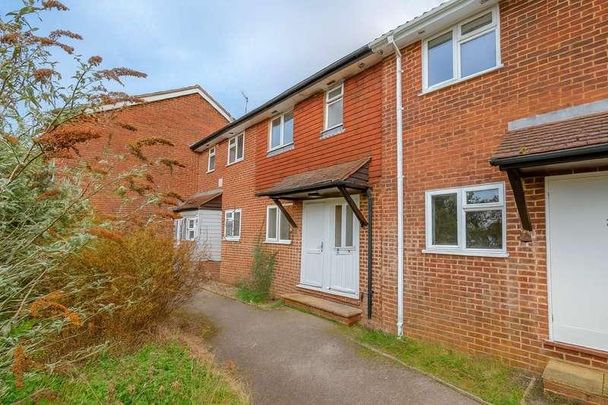 Hazel Road, Four Marks, Alton, Hampshire, GU34 - Photo 1