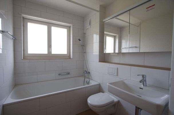 "Grosszügige 4.5-Zimmer-Wohnung zu vermieten" - Photo 1