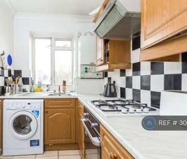 3 bedroom flat to rent - Photo 6