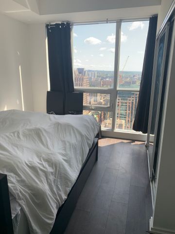 For Lease - 70 Temperance Street Unit# 3706, Toronto, Ontario - Photo 4