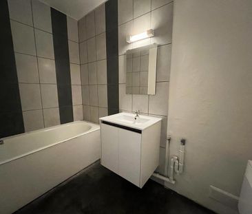 Location Appartement 2 pièces 33m² LA ROCHELLE 17000 - Photo 5