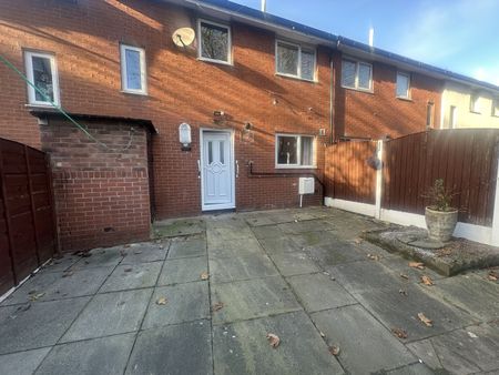 3 Bed Terraced House, Wodens Avenue, M5 - Photo 5