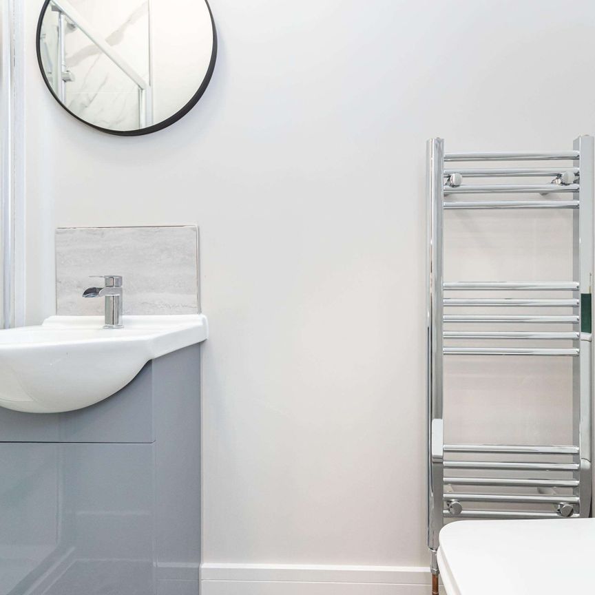 Luxury Living - En-Suite Rooms - Zero Deposit Option - Photo 1