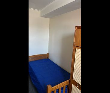 Room in a Shared House, St John St, M7 - Photo 1