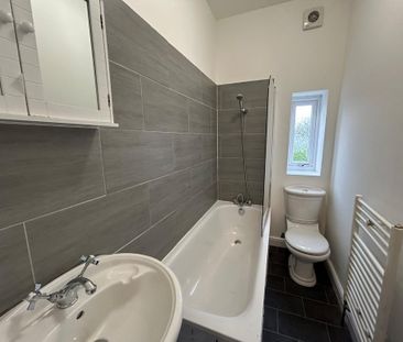 2 bedroom terraced house to rent - Photo 6