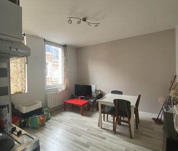 APPARTEMENT T2 NON MEUBLÉ - PROCHES COMMODITES - Photo 2
