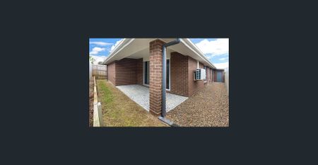 WALKING DISTANCE TO LOCAL SHOPS & SCHOOLS - Photo 4