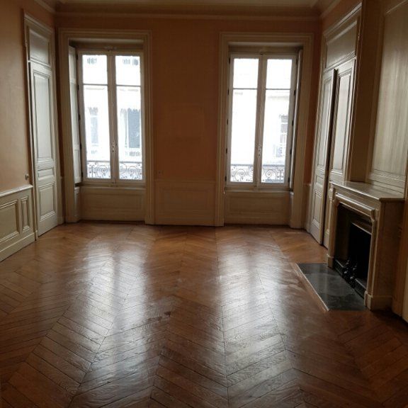 Appartement T5 A Louer - Lyon 6eme Arrondissement - 161.07 M2 - Photo 1