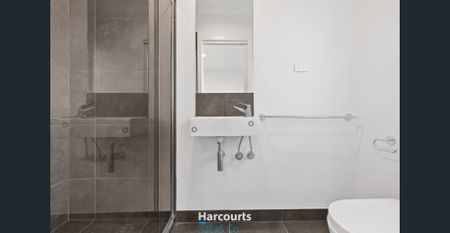 Prime Location! - Photo 4