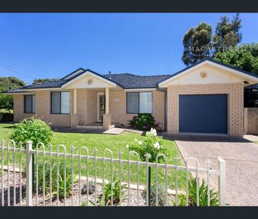 4/66 Inglis Street, Lake Albert, NSW 2650 - Photo 2