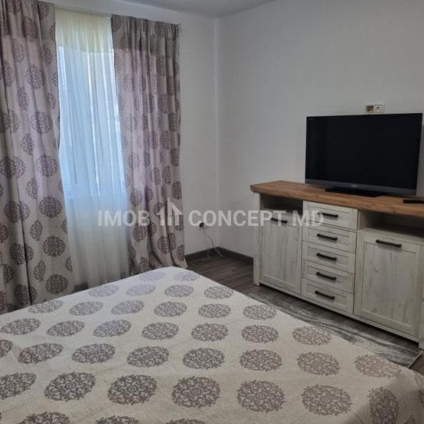 Inchiriere Vila-duplex 5 camere in zona Bar Bucov-Mihai Bravu - Photo 1