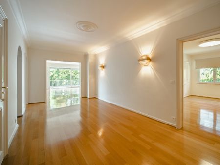 Prins van Oranje, Ukkel - Photo 3