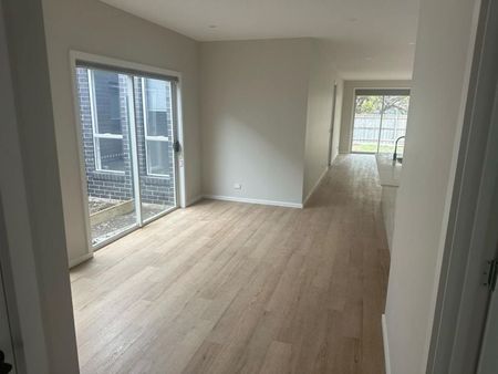 Modern Lifestyl Living - Photo 5