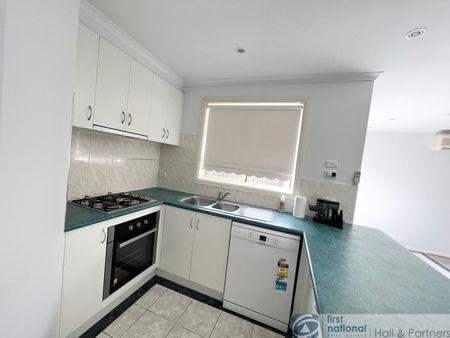 1 / 9 Wilma Avenue, Dandenong - Photo 4