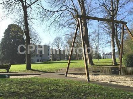 T2 Lumineux avec vue sur Parc Louveciennes (78430) - Photo 2