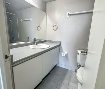 For Lease - 360 Watson Street Unit# 508, Whitby, Ontario - Photo 6