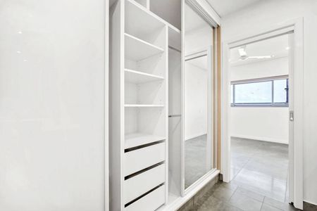 BRAND NEW APARTMENTS- AVALAIBLE FROM THE 12TH OF DECEMBER - Photo 5