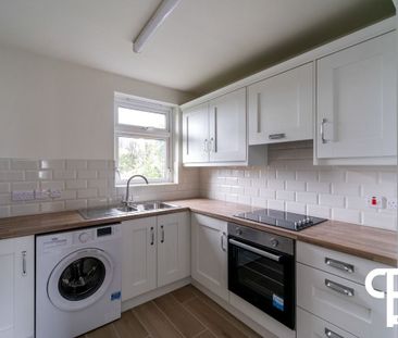 2 Wandsworth Court, Belfast BT4 3GD - Photo 2