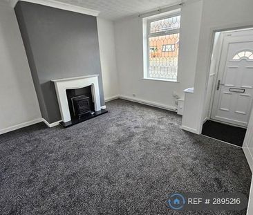 2 bedroom terraced house to rent - Photo 2