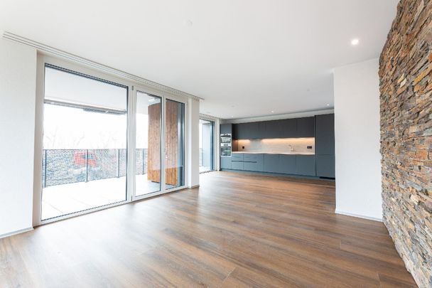 Grosszügige 5.5-Zimmer-Wohnung mit weitläufiger Terrasse - Foto 1