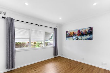 4 Bedroom House with Pool - Photo 2