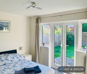 2 bedroom bungalow to rent - Photo 3