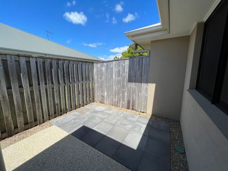 1/33 Schooner Avenue, Bucasia - Photo 2