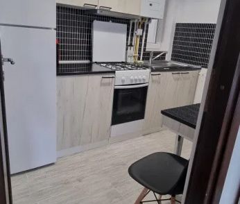 Giurgiului dedeman parter cu terasa - Fotografie 6