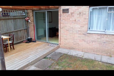 1 Bed Flat, Marley Walk, NW2 - Photo 4